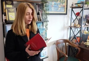 Zeynep Yıldız İle 'Kendime Pejmürde Düşünceler' Kitabı Üzerine