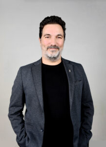 Cüneyt İngiz Kimdir?