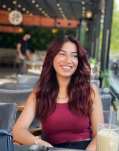 Serçe'nin Son Veda Dansı - Helin Kökerer